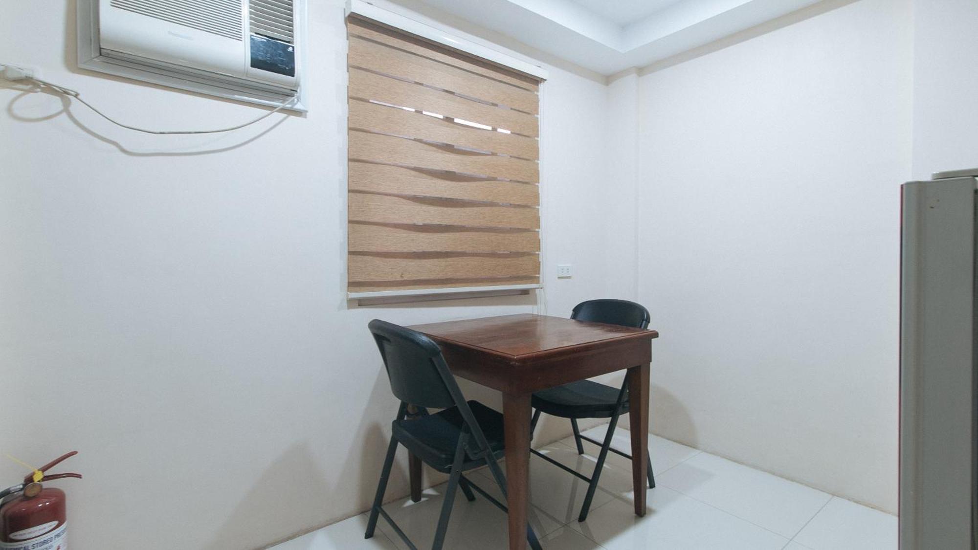 Reddoorz At Grand Apartelle Hernan Cortes Cebu Kültér fotó