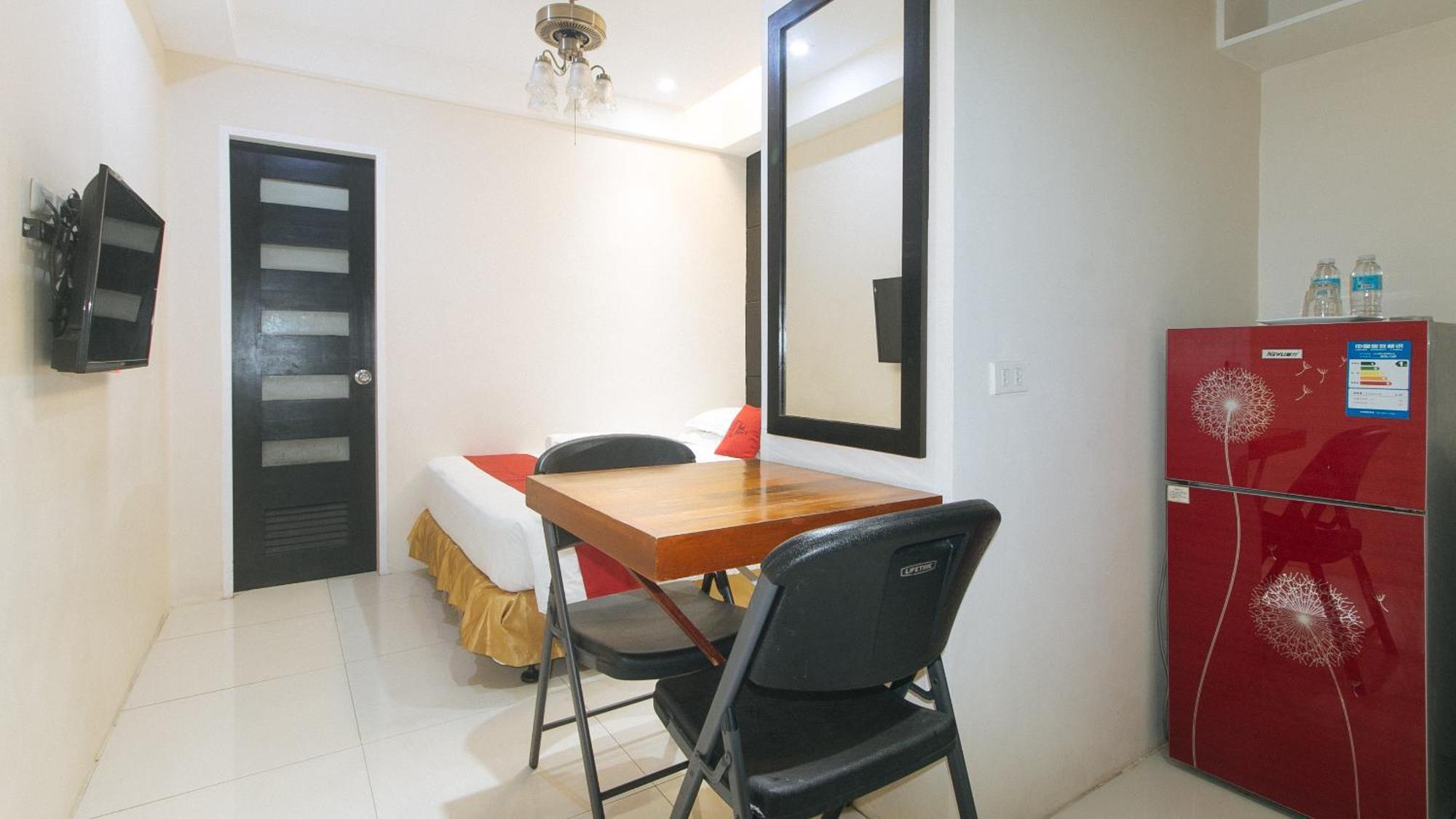 Reddoorz At Grand Apartelle Hernan Cortes Cebu Kültér fotó